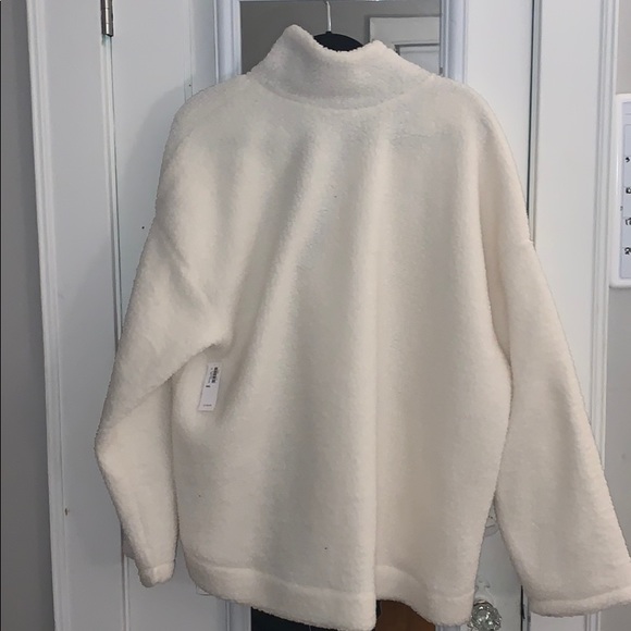 White Sherpa - Picture 3 of 4